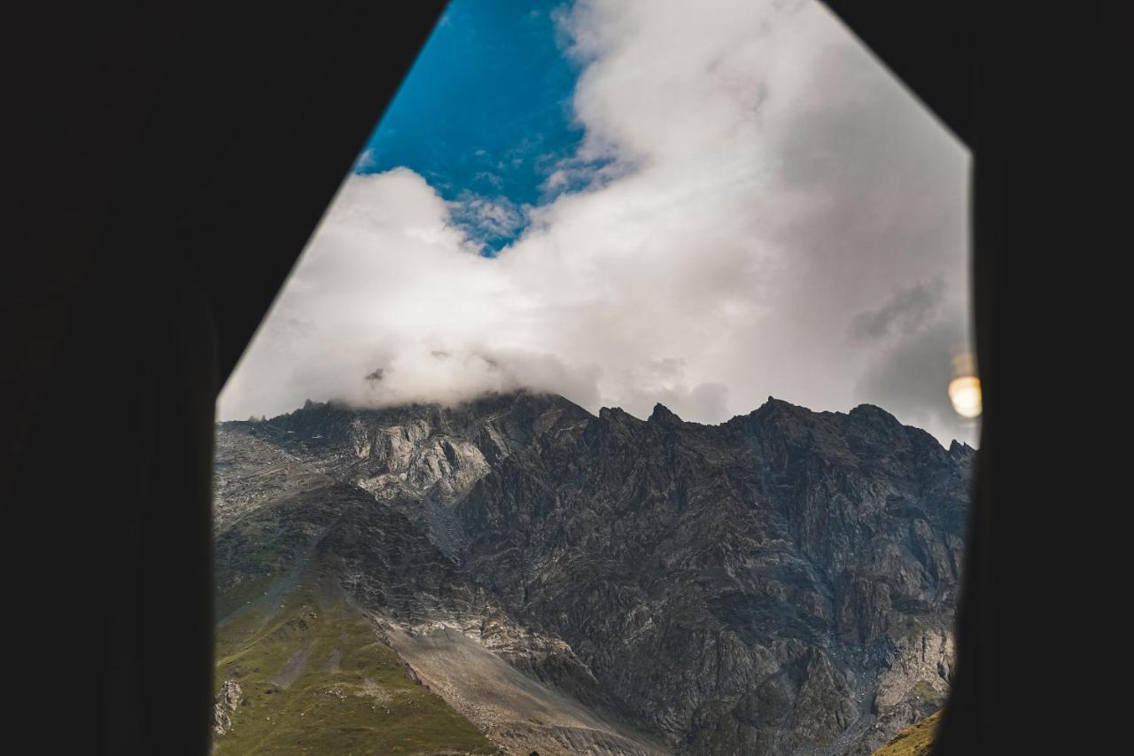Vila Lonely Mountain Stepancminda Exteriér fotografie